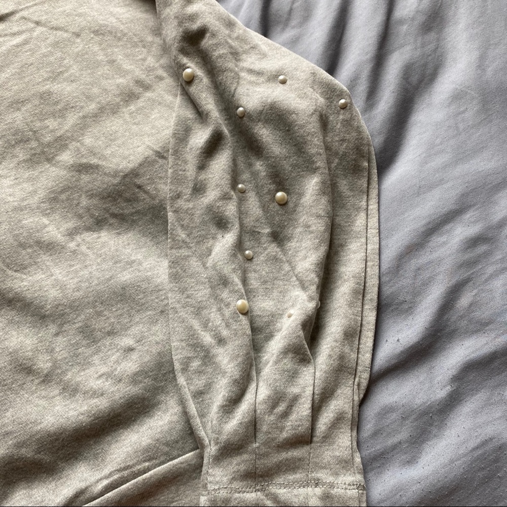 Ultra Flirt LongSleeve Sweatshirt Pearl Top Medium - Picture 8 of 9